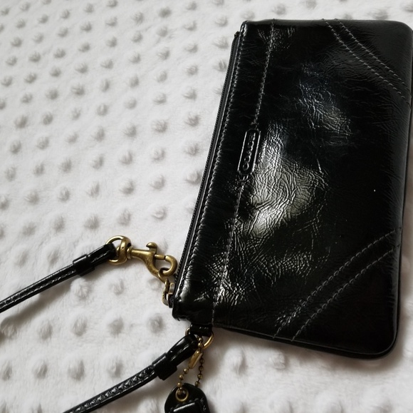 Coach wristlet - Picture 2 of 4